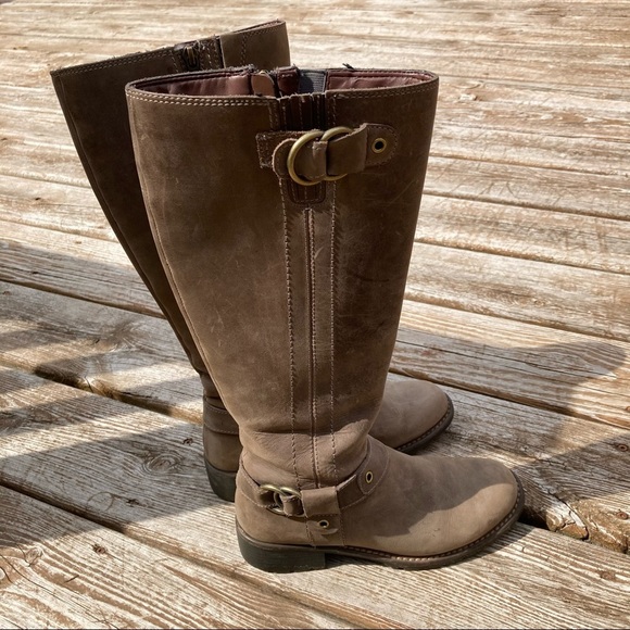 Clarks Orinoco Step Tall Leather Boot - Picture 5 of 8